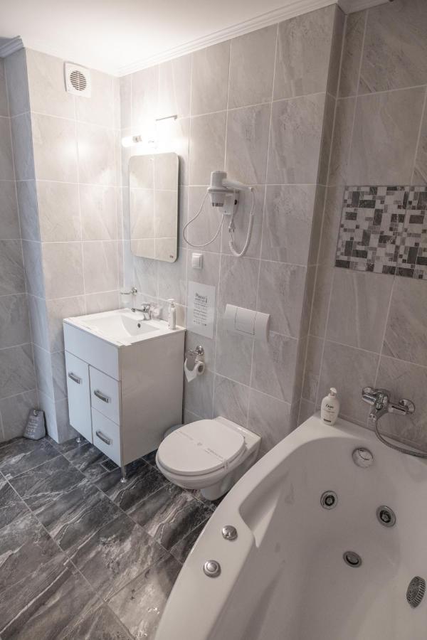 Orchid Luxury Apartment Sinaia Ngoại thất bức ảnh